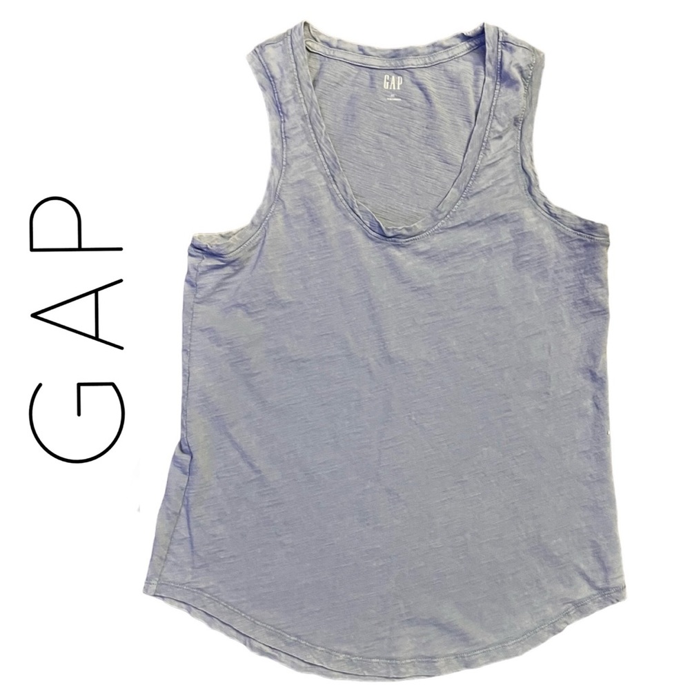 🔵 3/ $15 - Gap Light Blue Sleeveless Tank Top Size XS